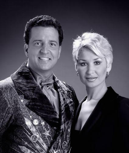 World-Class "QuickChange!"Act performance
