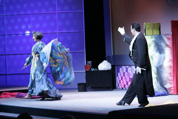 World-Class "QuickChange!"Act performance