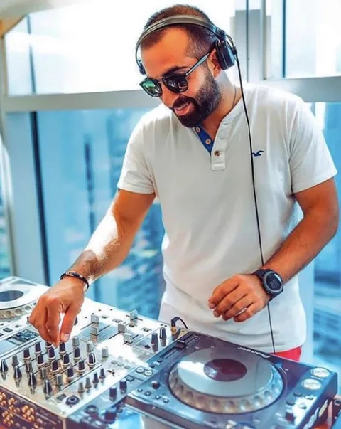 DJ Mark