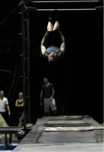 Cyr Performer