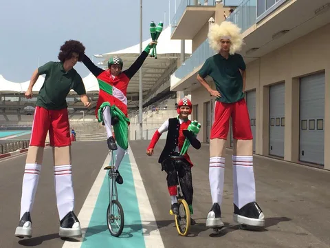 Stilt Walkers Dubai