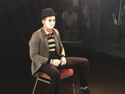 Roaming Mime Artist