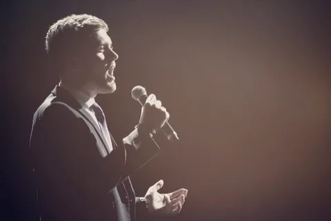 Solo Vocalist and Pianist