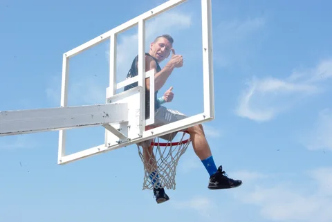ACROBATIC BASKETBALL/ DUNKERS SHOW