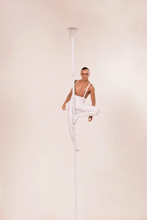 Pole & Bench Act