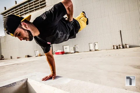 Hip Hop Break Dancers