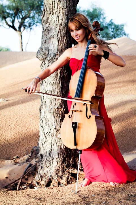 Lady Cellist