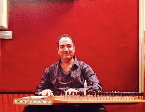 Qanoon Player