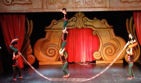 Mongolian Circus Troupe