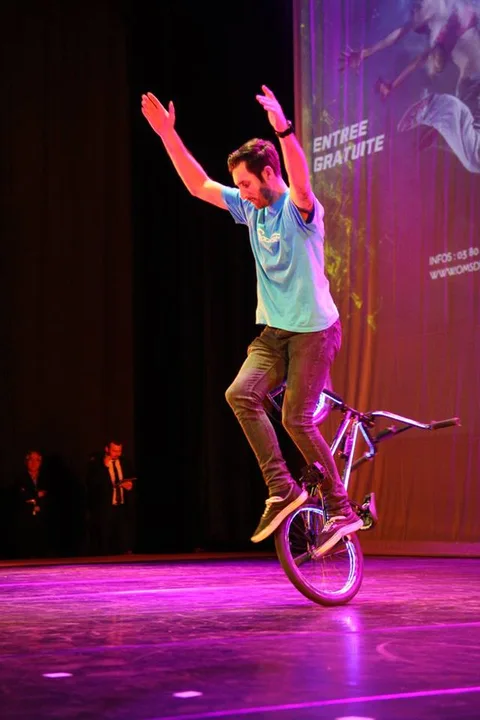 BMX Stunt Show