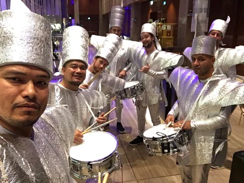 LED Drummers