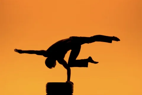 Handstand Tyre Artist