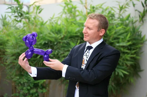 Magic & Balloon Show
