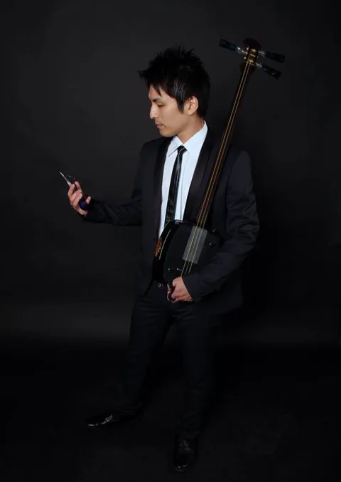 Tsugaru Shamisen Player