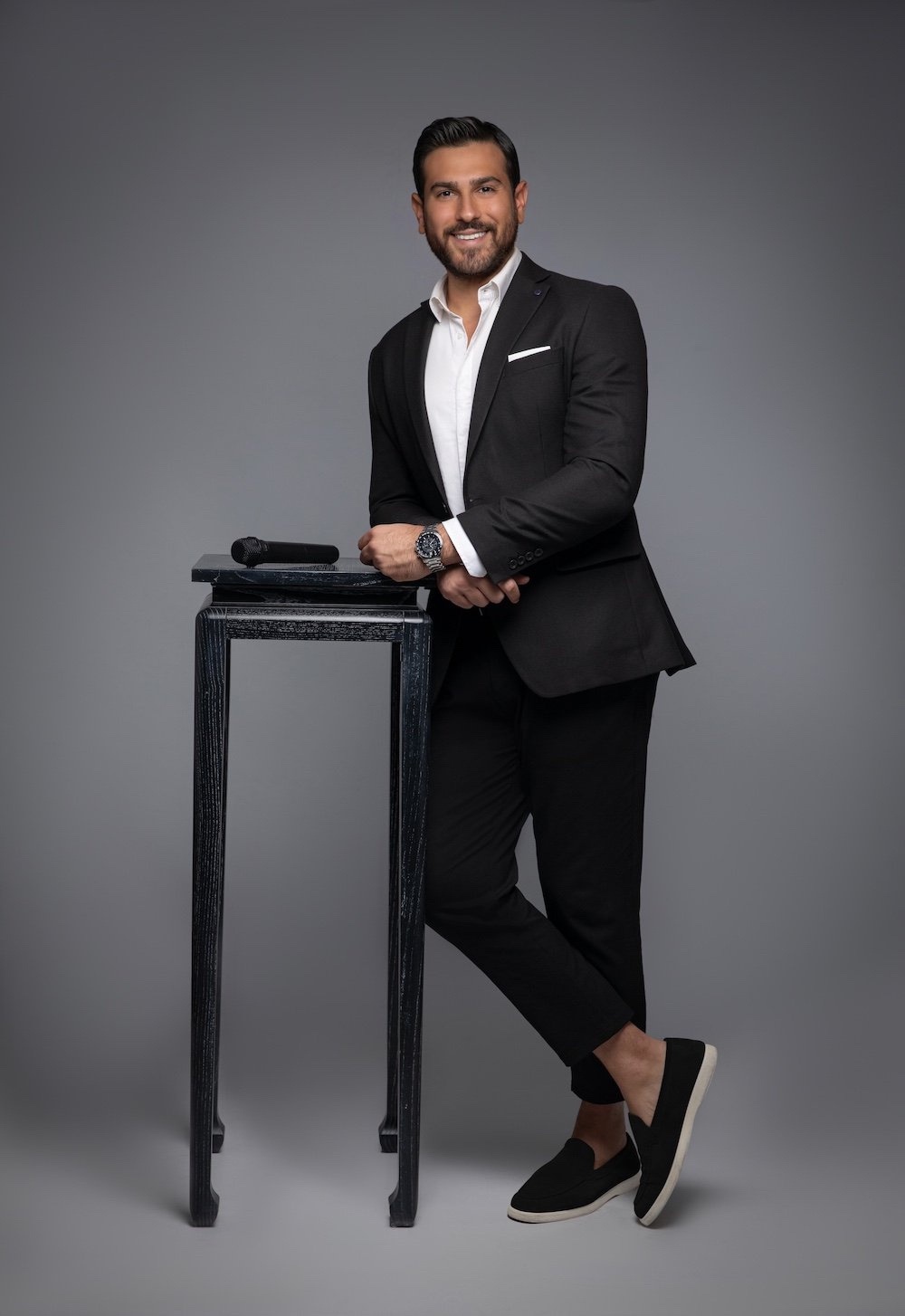 Guy - MC English and Arabic