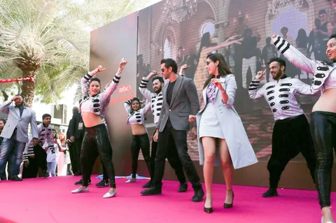Bollywood Dancers