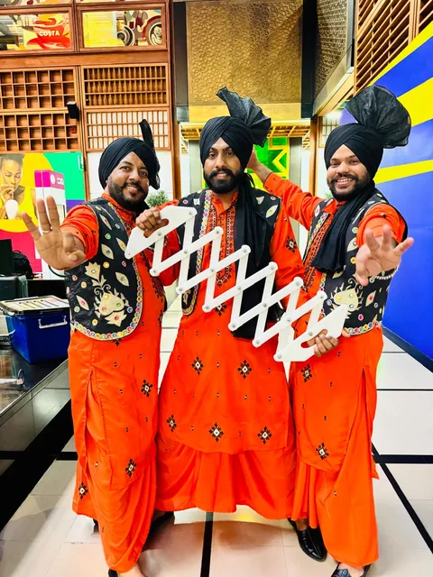 Dhol Dancers