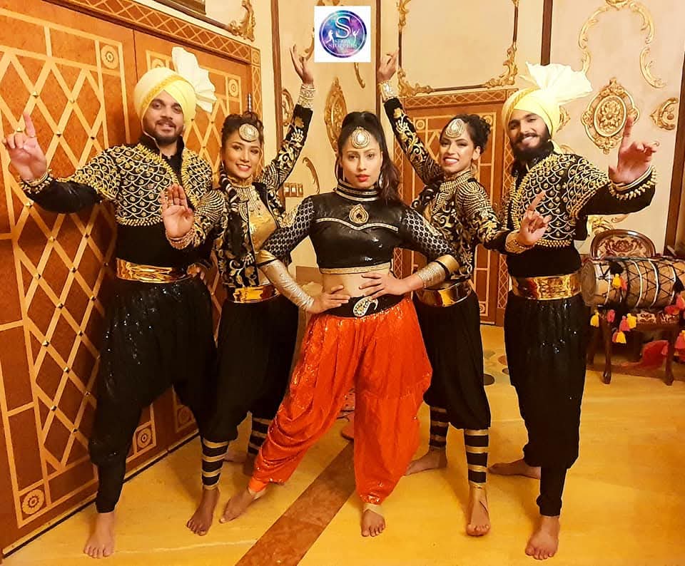 Dhol Dancers