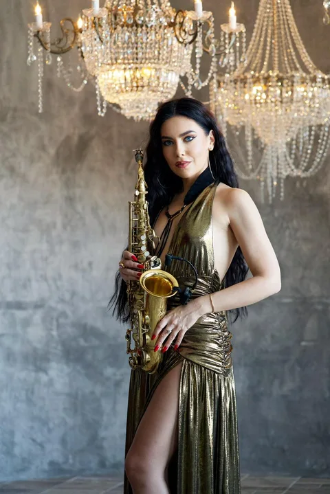 Lady Saxophonist in UAE