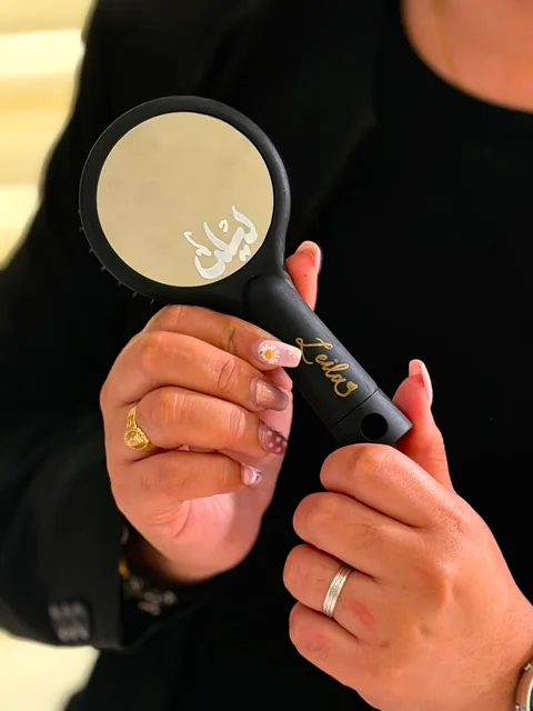 Live calligraphy, live engraving, live embossing, live product painting