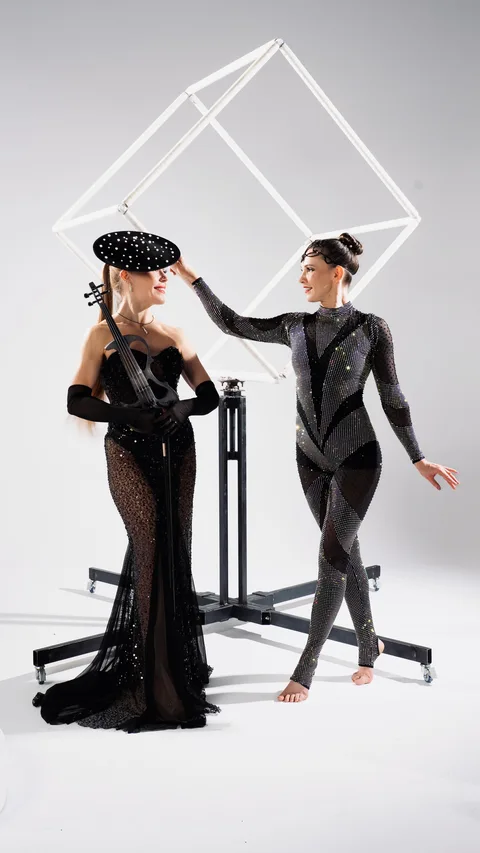 Freestanding Aerial Cube Act