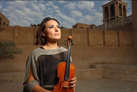 Lady Violinist