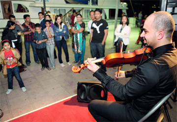Arabic violinist